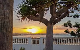 Villa La Maja Beachfront